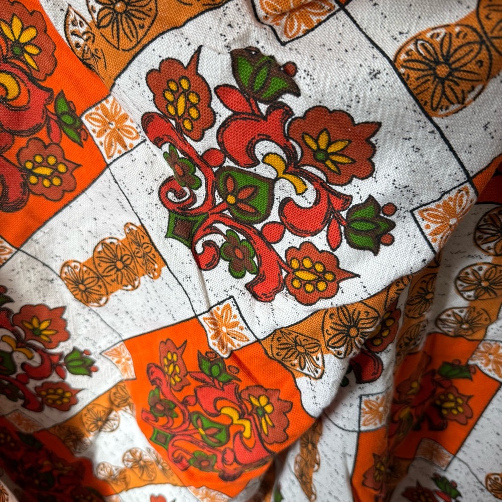 Insanely Gorgeous Mid Century Curtain Panel - Picture 6 of 7